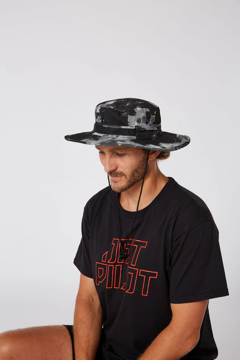 Hiker Mens Wide Brim Hat | Black/Camo